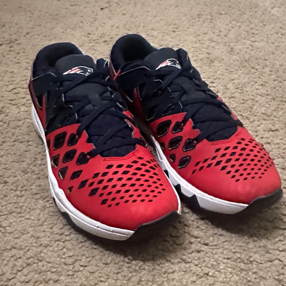 Nike Train Speed Mens New England Patriots Red & Blue Athletic Shoes Size 11